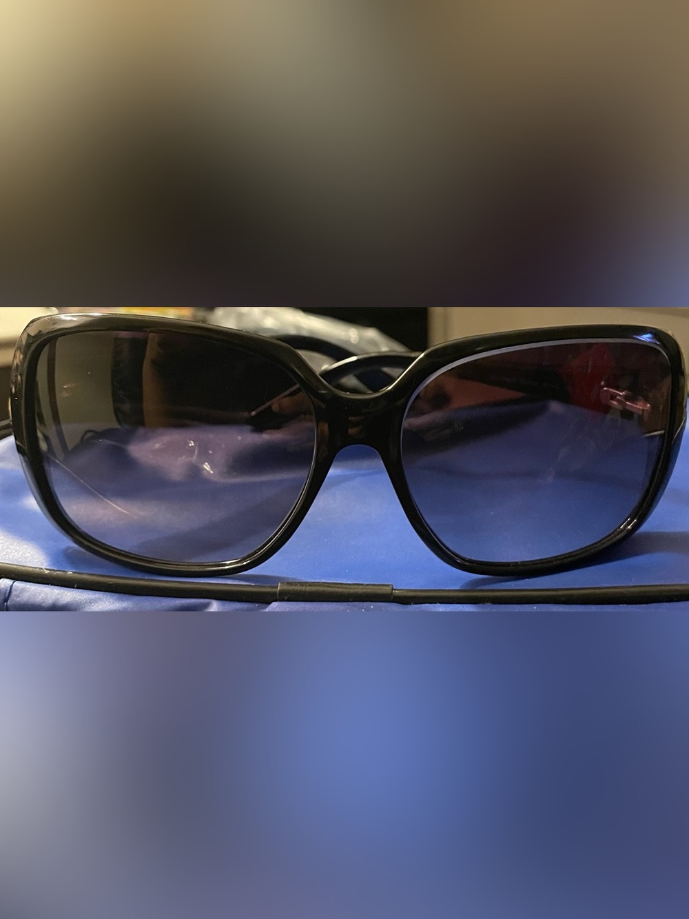 Gucci Black Oversized Women's Sunglasses - Classic Sun Protection